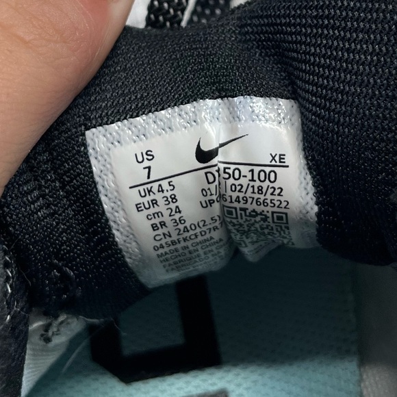 Nike 2022 Release Air Zoom Pegasus 39 'White Crimson Volt' Women’s Size 7 - Picture 11 of 11